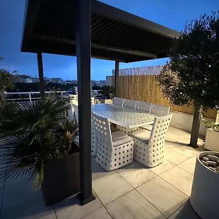 Amazing Modern Penthouse With Panoramic View Apartment *